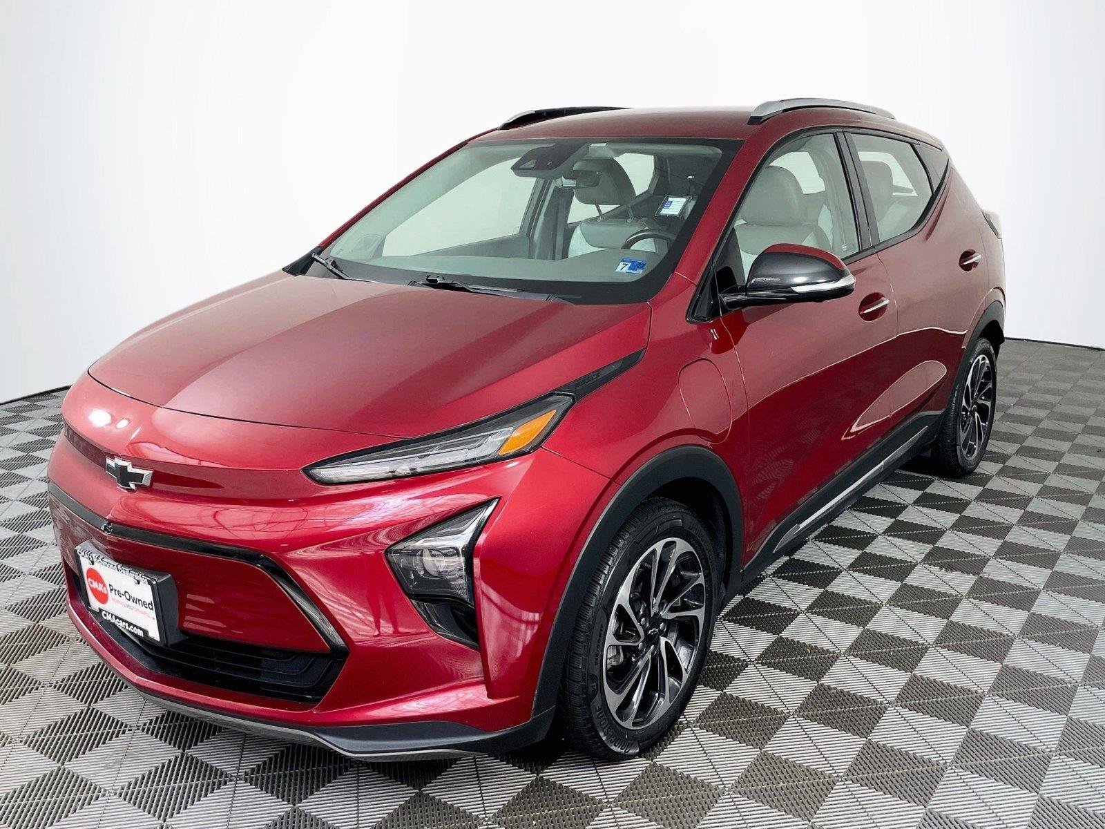Used 2022 Cherry Red Tintcoat Chevrolet Premier image 3