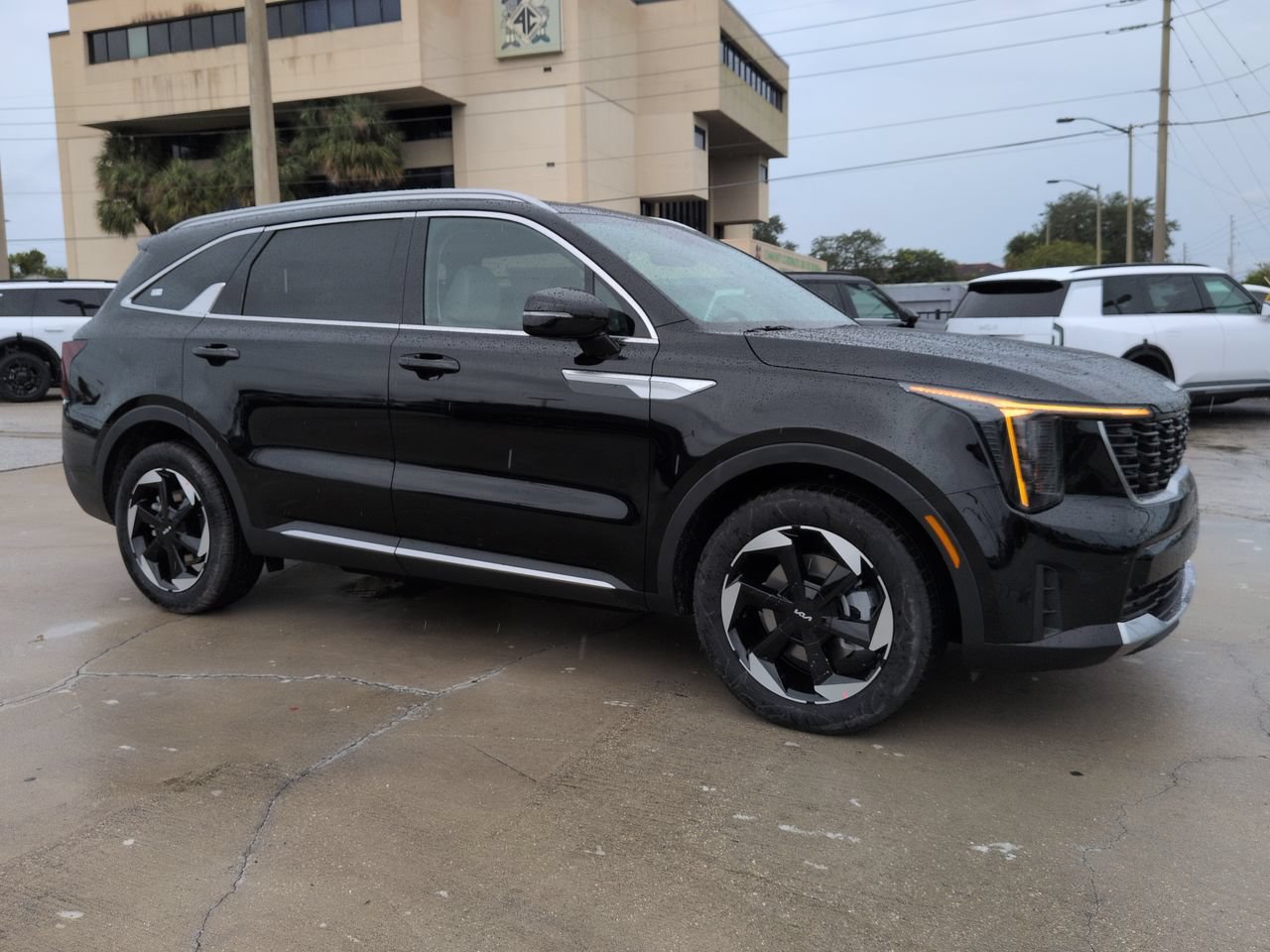 New 2026 Aurora Black Pearl Kia EX image 2