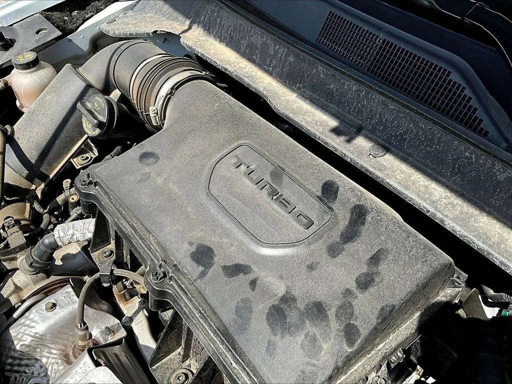 Certified Used 2025 White Jeep Limited image 33