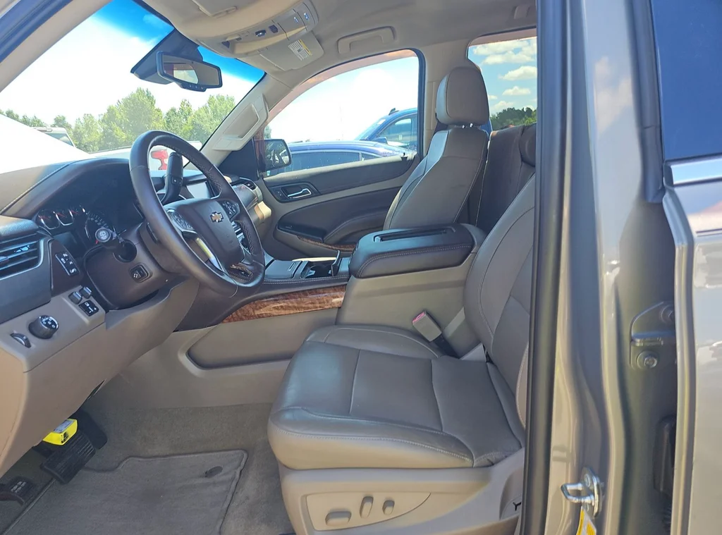 Used 2018 Gray Chevrolet Premier image 5