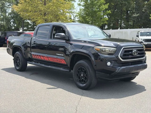 Used 2022 Black Toyota SR5 image 15
