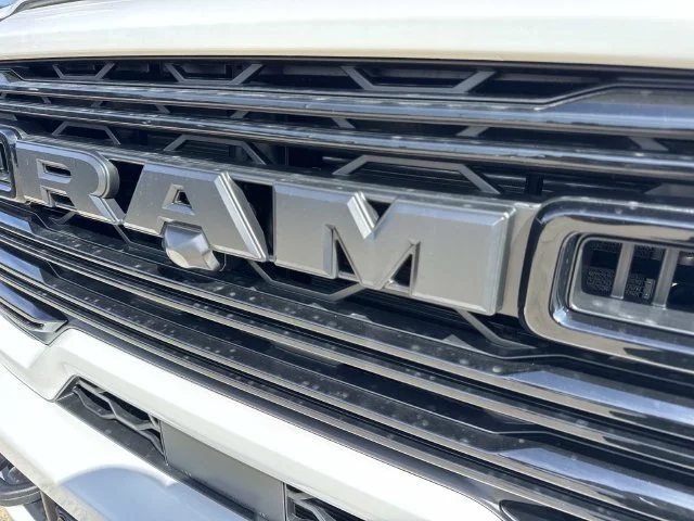 New 2027 Bright White Clear-Coat Exterior Paint RAM Laramie image 7