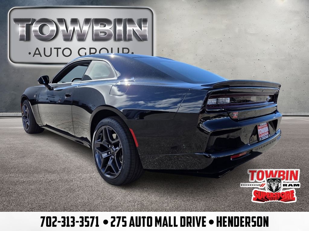New 2026 Diamond Black Crystal Pearlcoat Dodge Scat Pack image 4