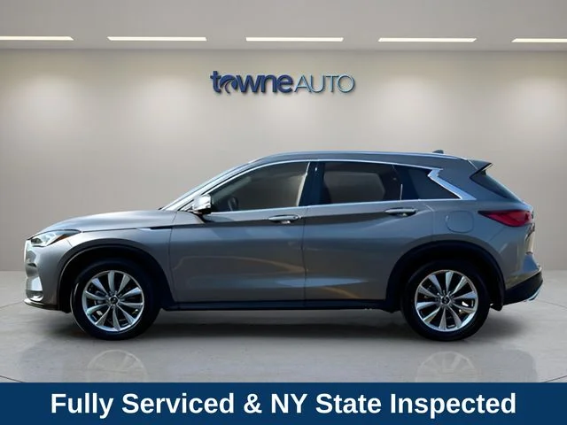 Used 2022 Gray INFINITI ESSENTIAL image 2