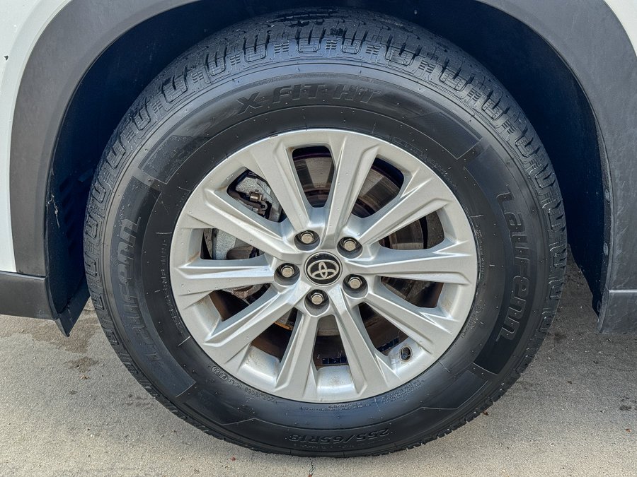 Certified Used 2024 Beige Toyota XLE image 11