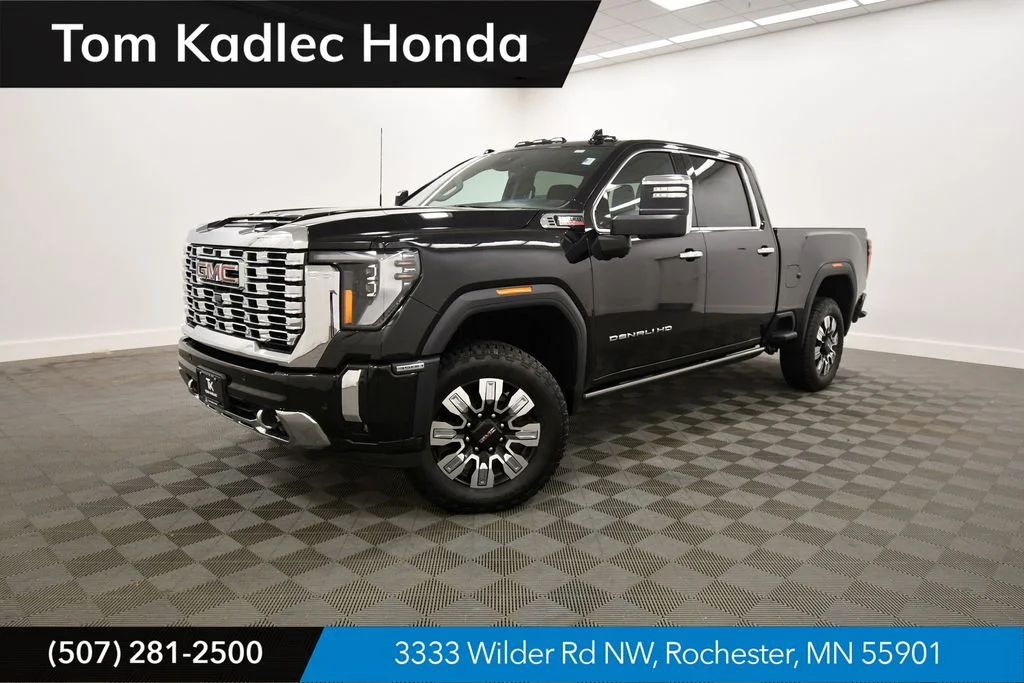 2025 GMC Sierra 3500HD Denali