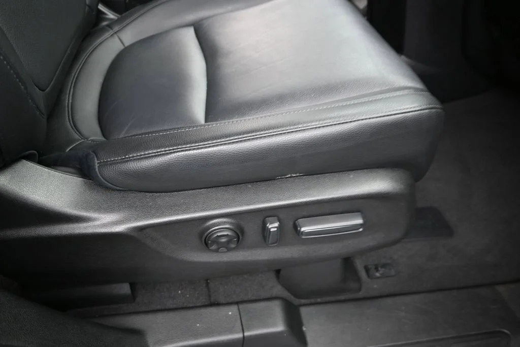 Used 2025  Honda EX-L image 11