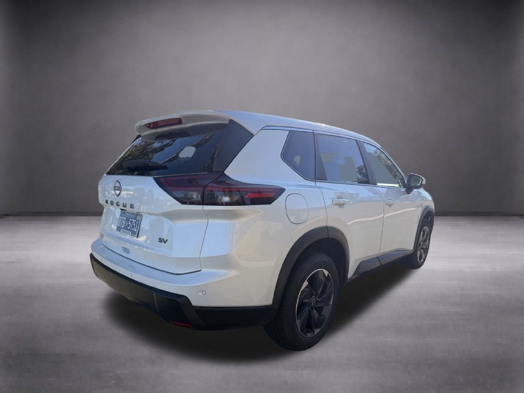 Used 2024 White/off-white Nissan SV image 14