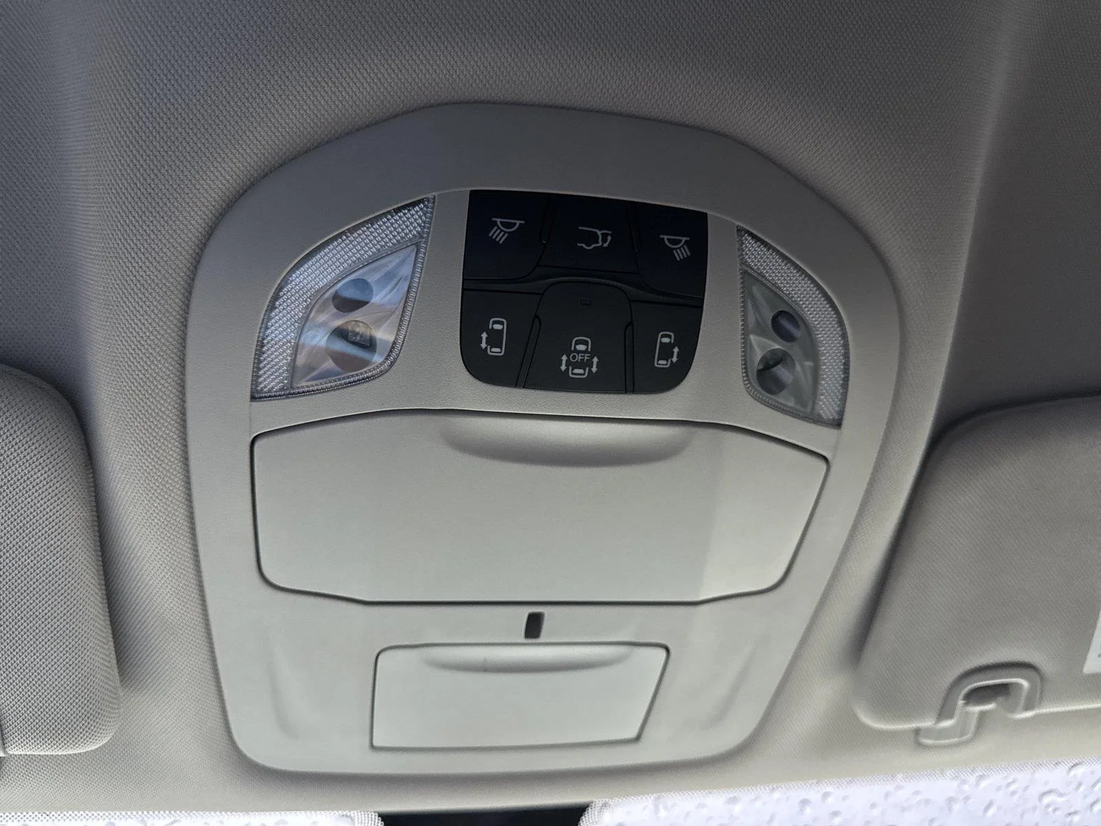 Used 2022 Bright White Clearcoat Chrysler LX image 30