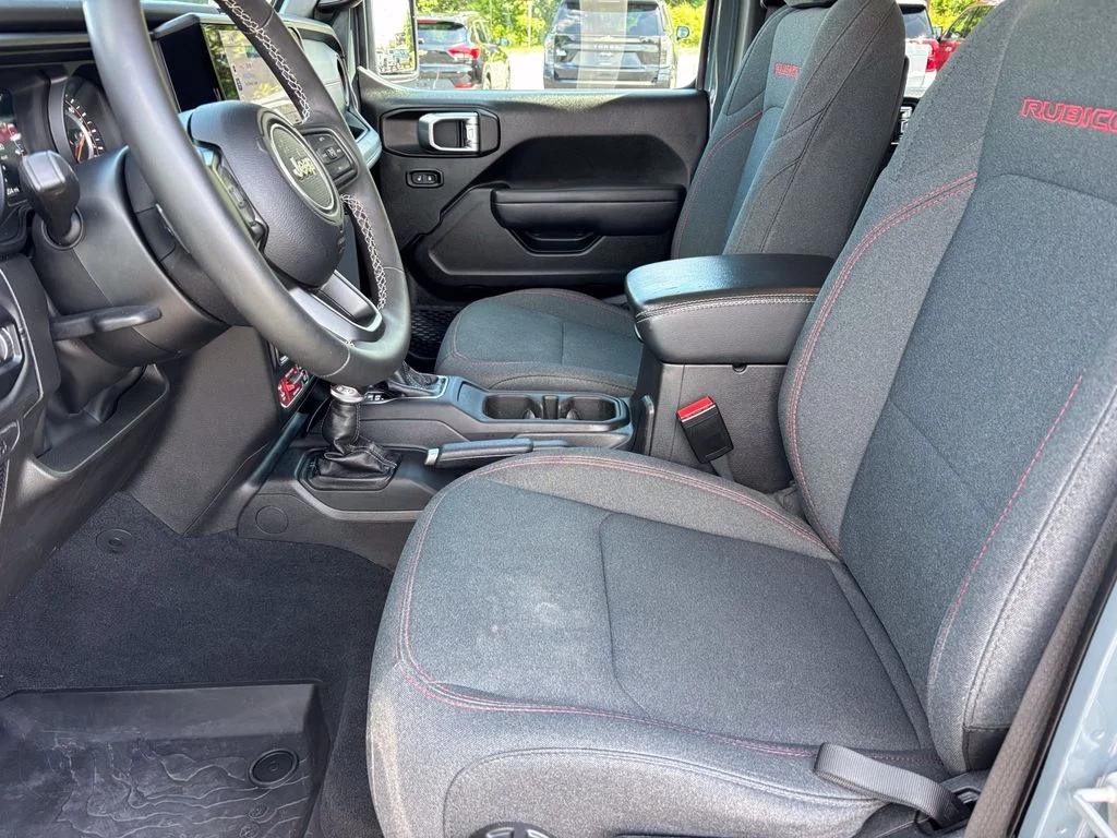 Used 2025 Gray Jeep Rubicon image 14