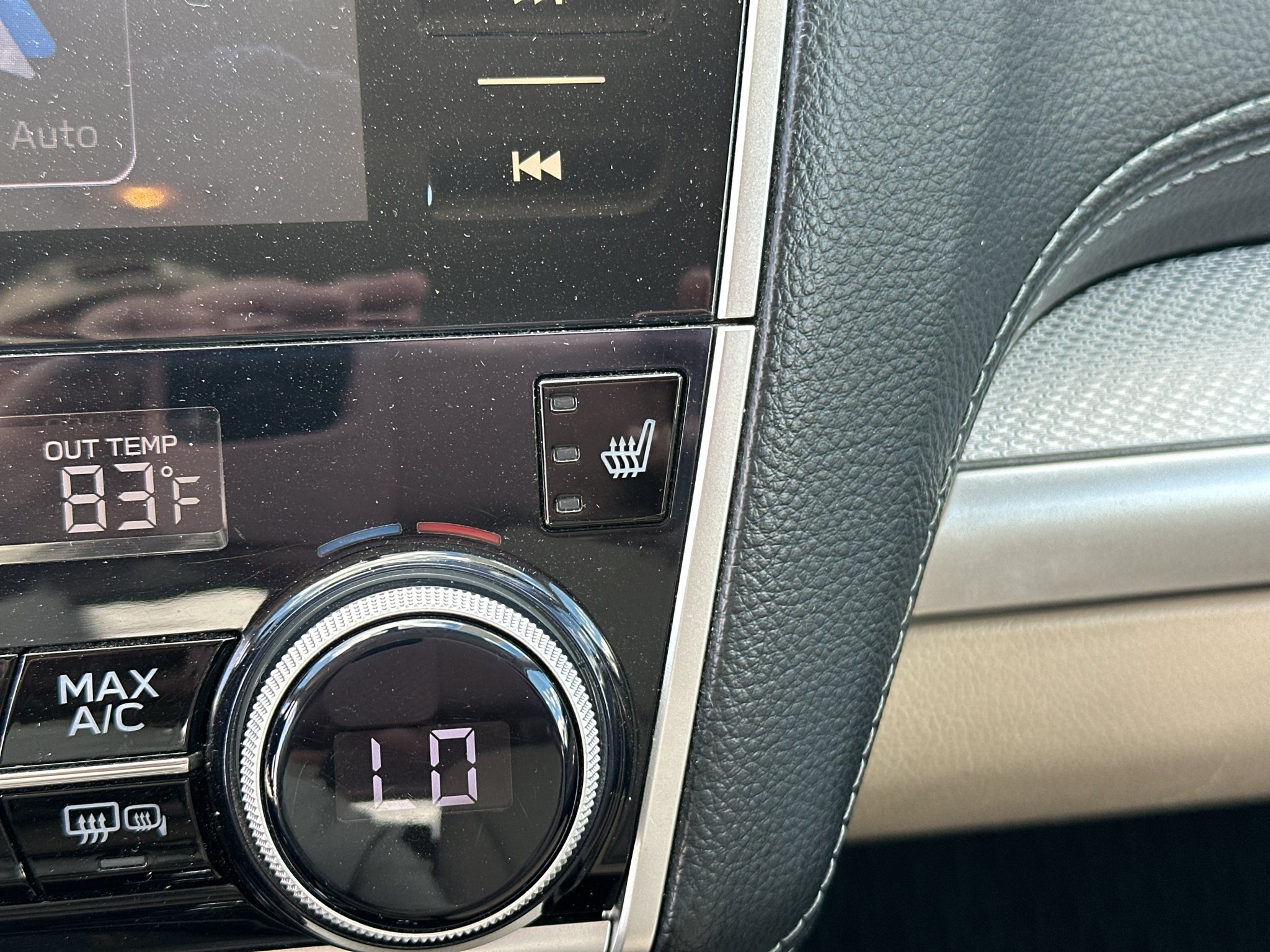Used 2018 Tungsten Metallic Subaru Premium image 26