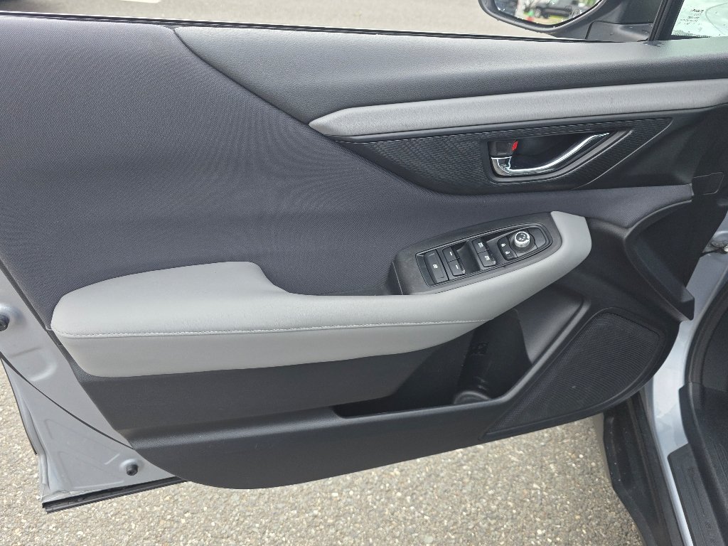 Used 2020 Ice Silver Metallic Subaru Premium image 32