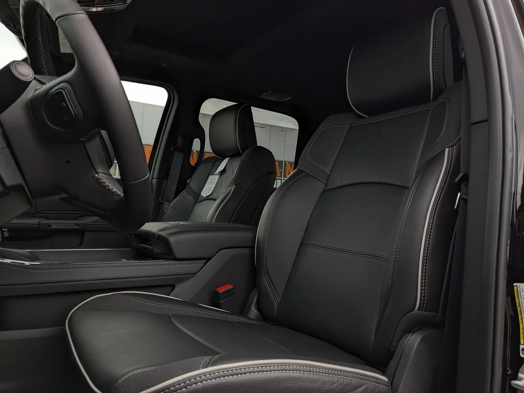 New 2026 Black RAM Limited - - 5th Wheel/Gooseneck Prep - 360 Cameras - Sunroof & More! image 14