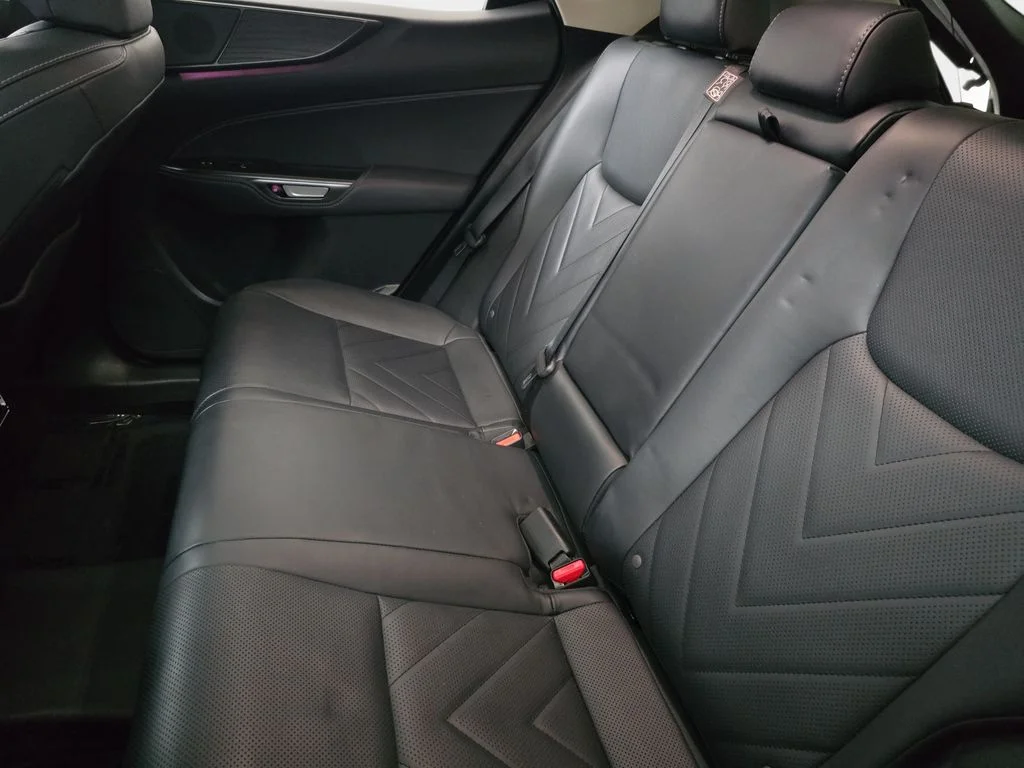 Used 2022 White Lexus 450h+ Luxury image 17