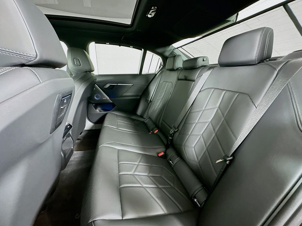 Used 2026 Black Sapphire Metallic BMW 540i xDrive image 24