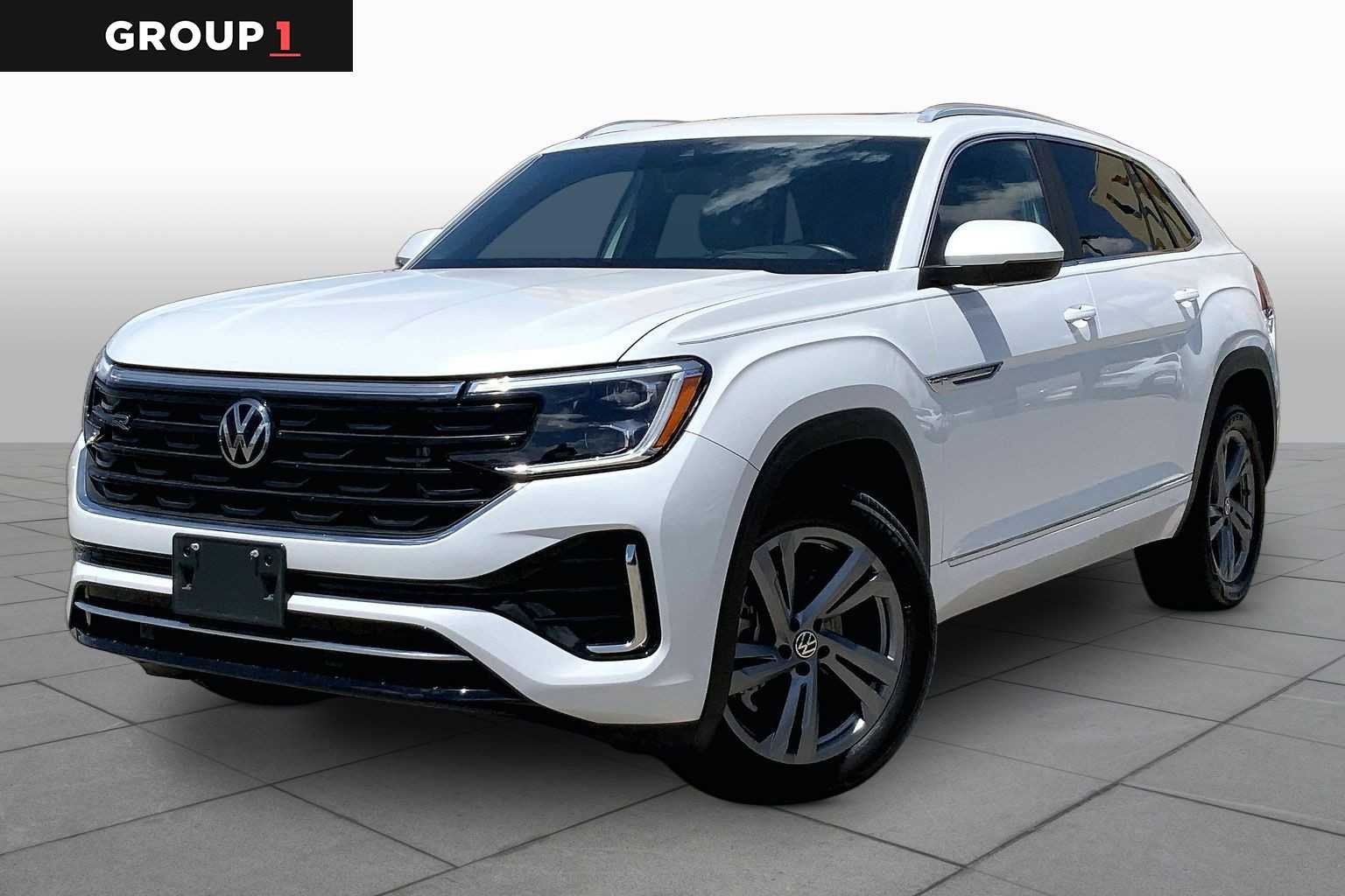 2024 Volkswagen Atlas Cross Sport 2.0T SEL R-Line 4MOTION's photo