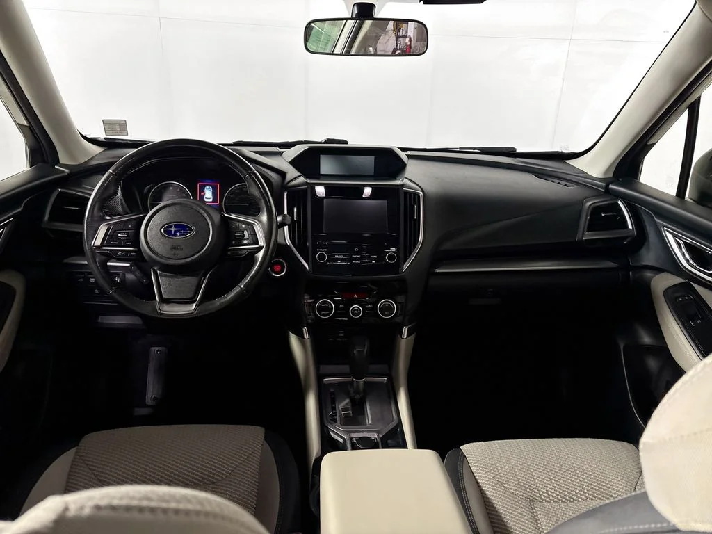Used 2023 Crystal White Pearl Subaru Premium image 12