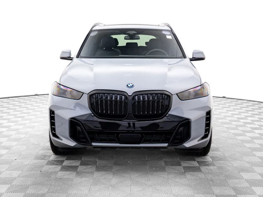 New 2026 Gray BMW xDrive50e image 9