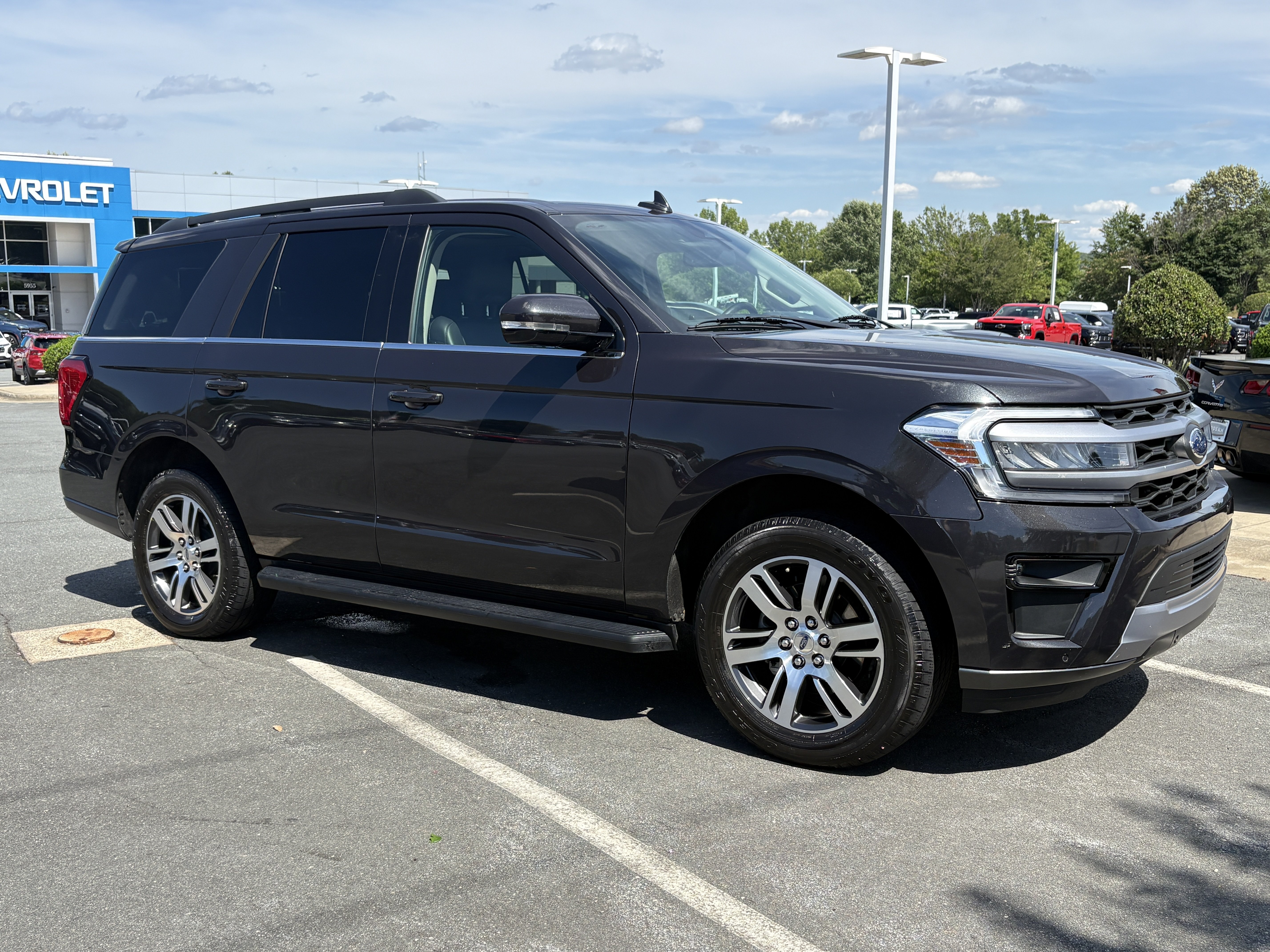 Used 2024 Gray Metallic Ford XLT image 6