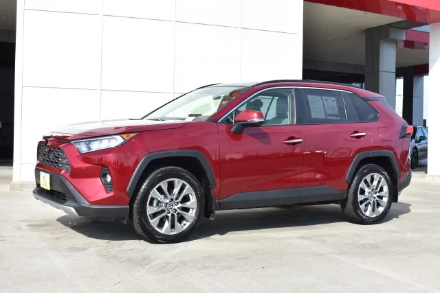 Used 2021 Red Toyota Limited image 2