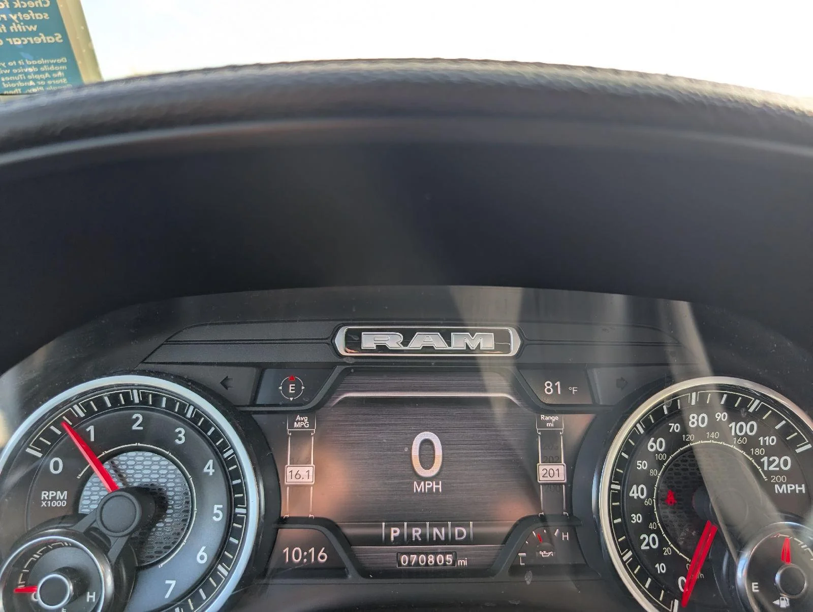 Used 2019 Delmonico Red Pearlcoat Ram Laramie image 13
