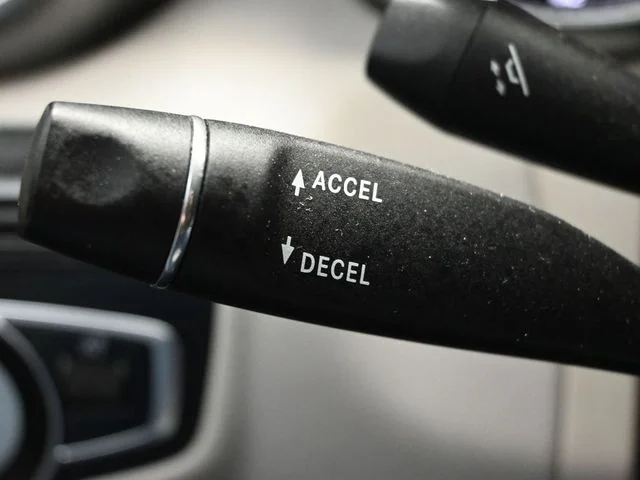 Used 2018 Gray Mercedes-Benz C 300 image 22