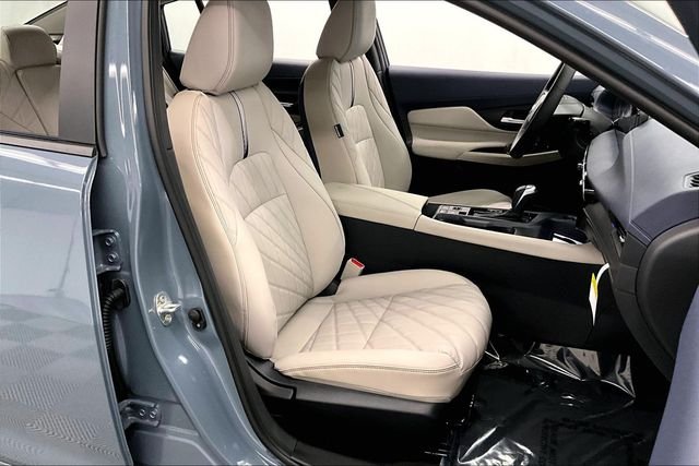 New 2026 Atlantic Gray Metallic Nissan SL image 38