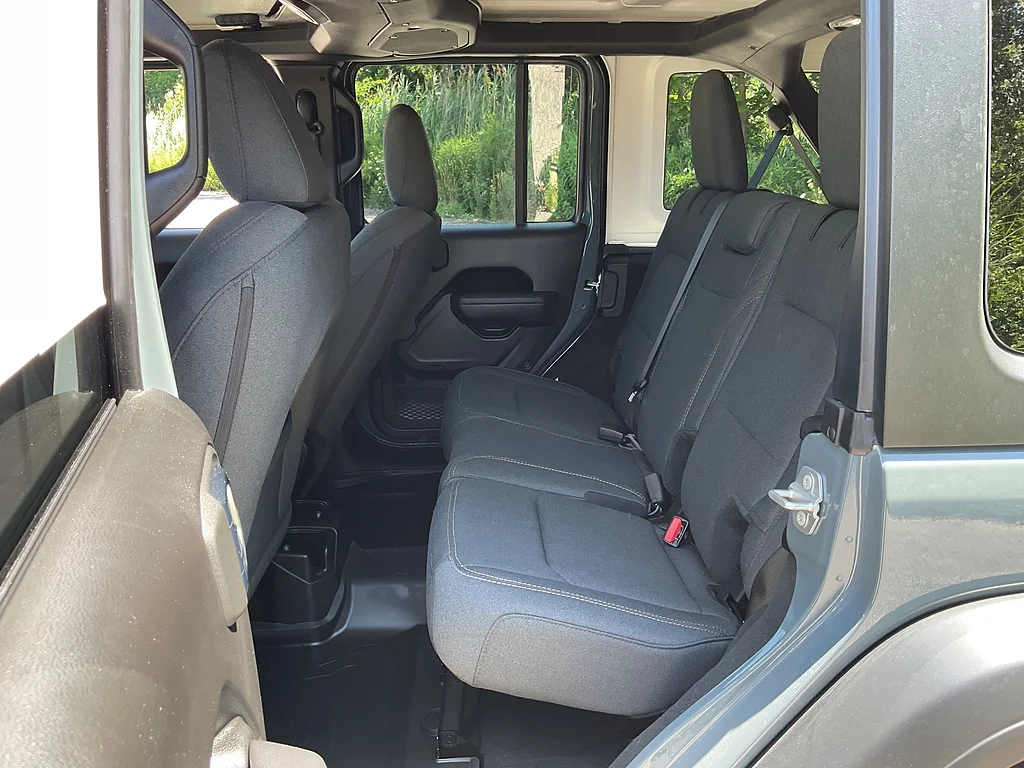 Used 2026 Anvil Clear Coat Jeep Sport image 9