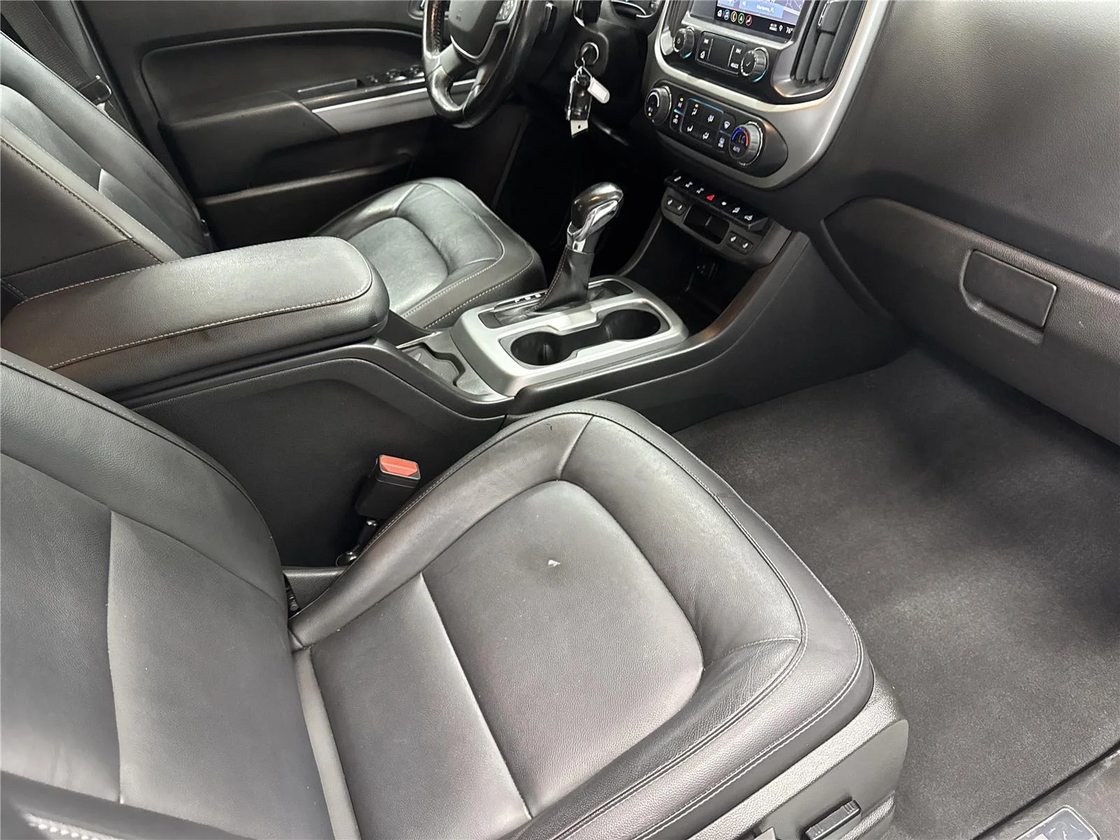 Used 2022 Summit White Chevrolet 4WD ZR2 image 34