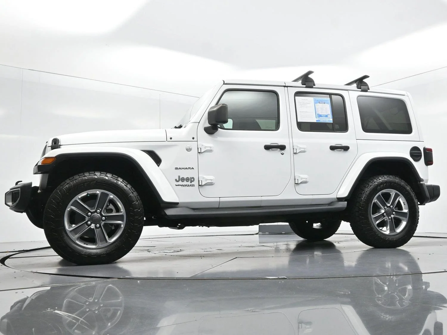Used 2019 Bright White Clearcoat Jeep Sahara image 42