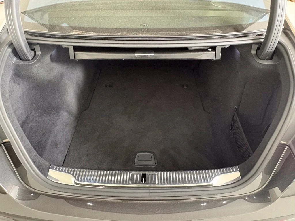 Used 2023 Gray Mercedes-Benz S 500 image 18