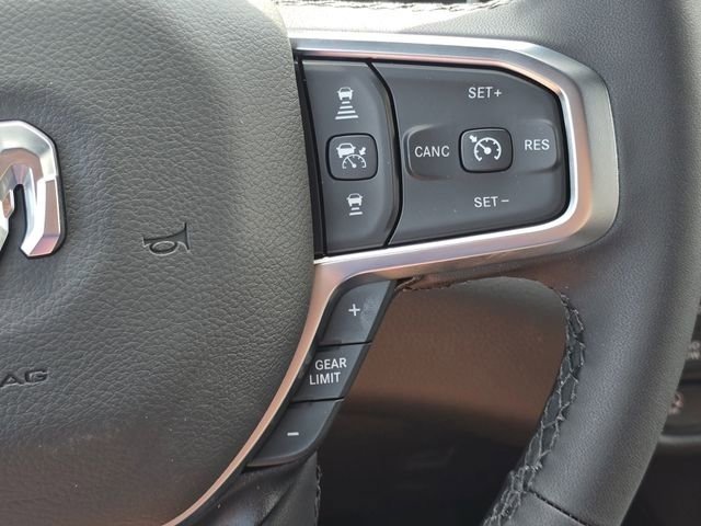 New 2026 Diamond Black Crystal Pearl-Coat Exterior Paint RAM Big Horn/Lone Star image 24