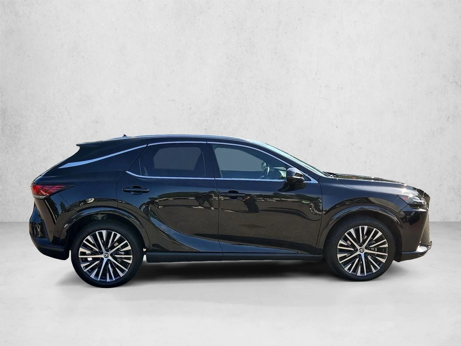 Used 2025 Caviar Lexus RX 350h Premium Plus image 4