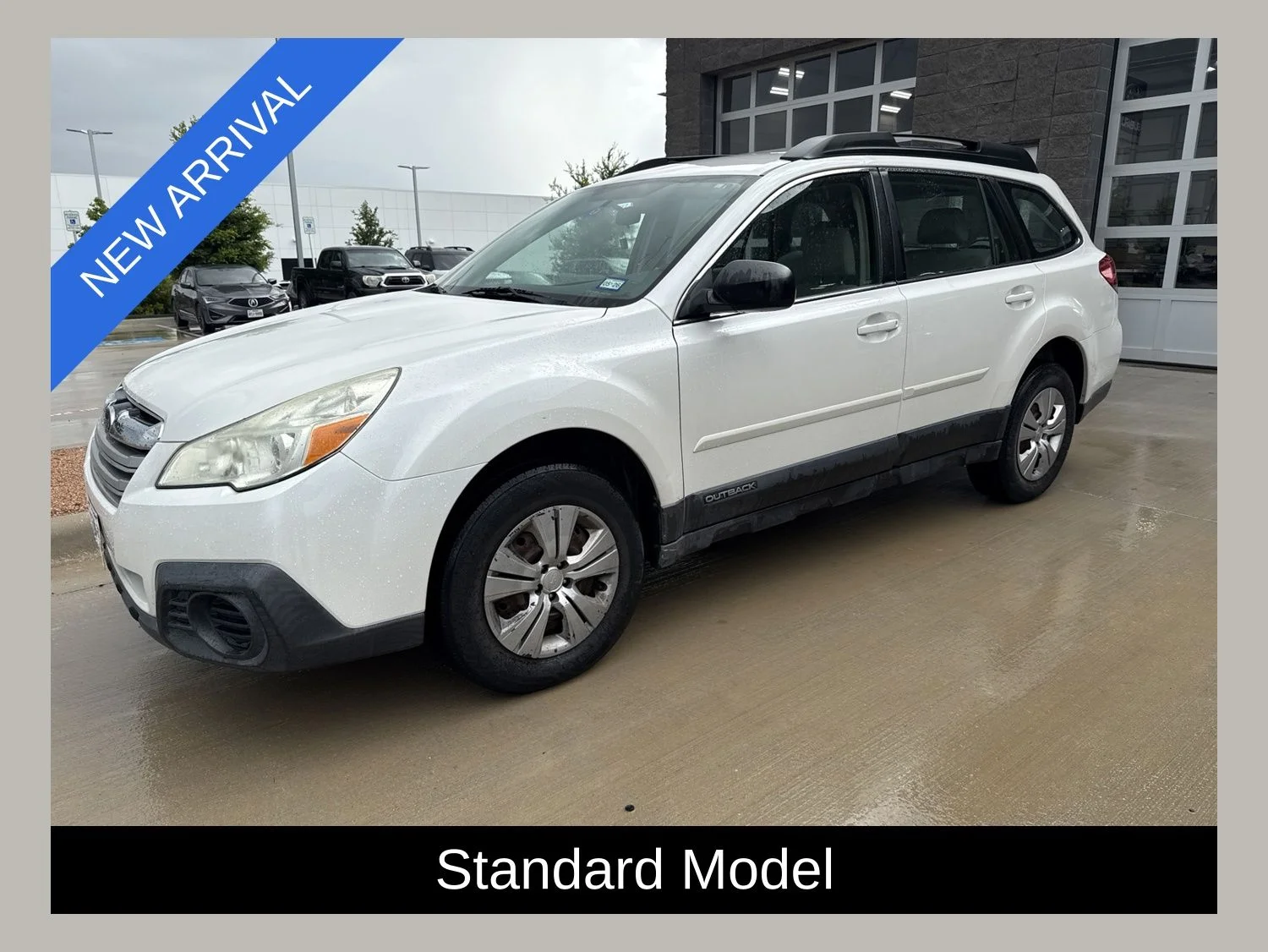 2014 Subaru Outback 2.5i's photo