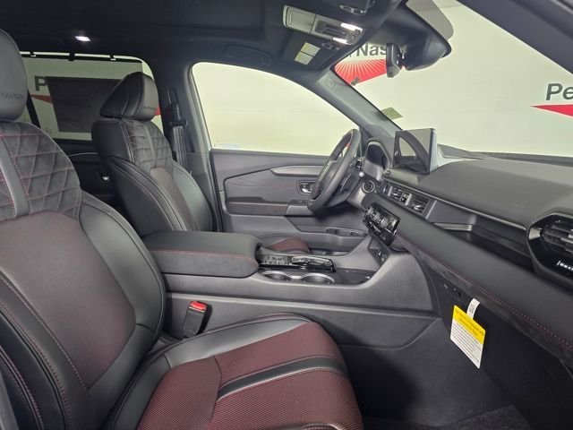 New 2026 Solar Silver Metallic Honda Black Edition image 9