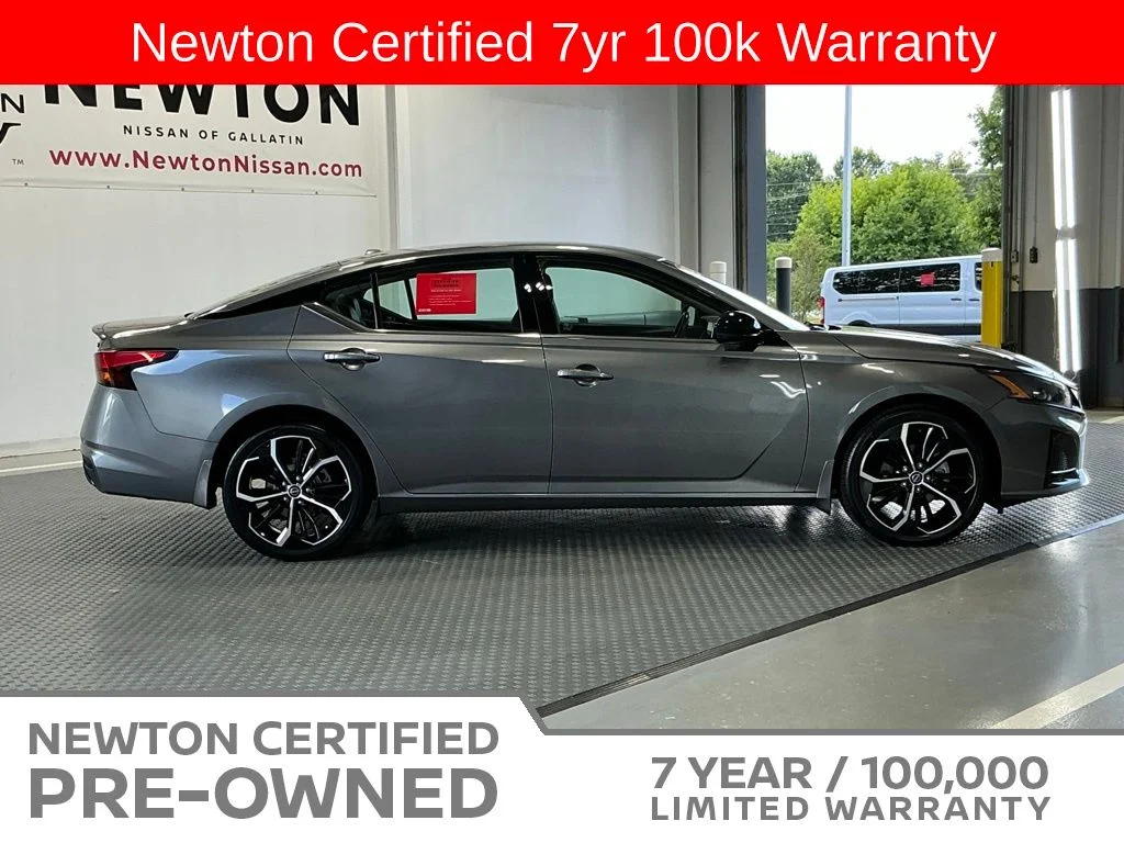 Certified Used 2023 Gun Metallic Nissan 2.5 SR image 4