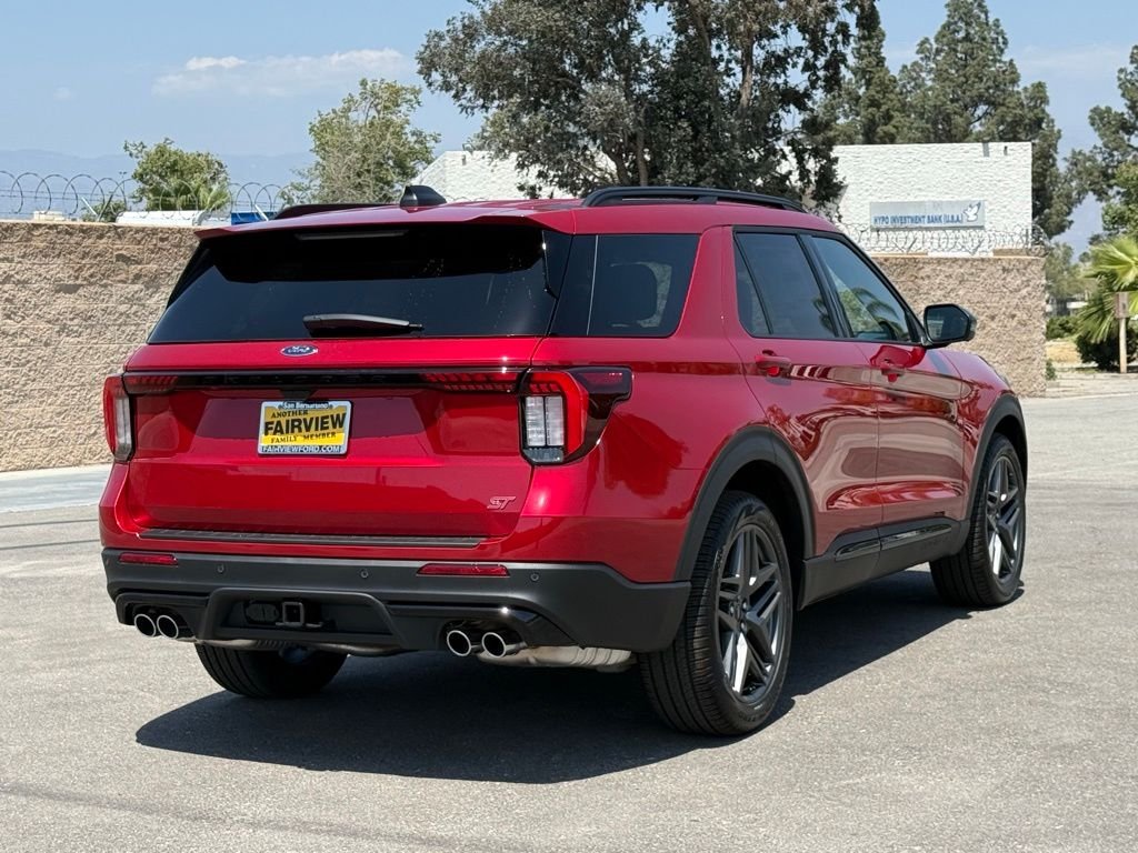 New 2026 Rapid Red Metallic Tinted Clearcoat Ford ST image 3