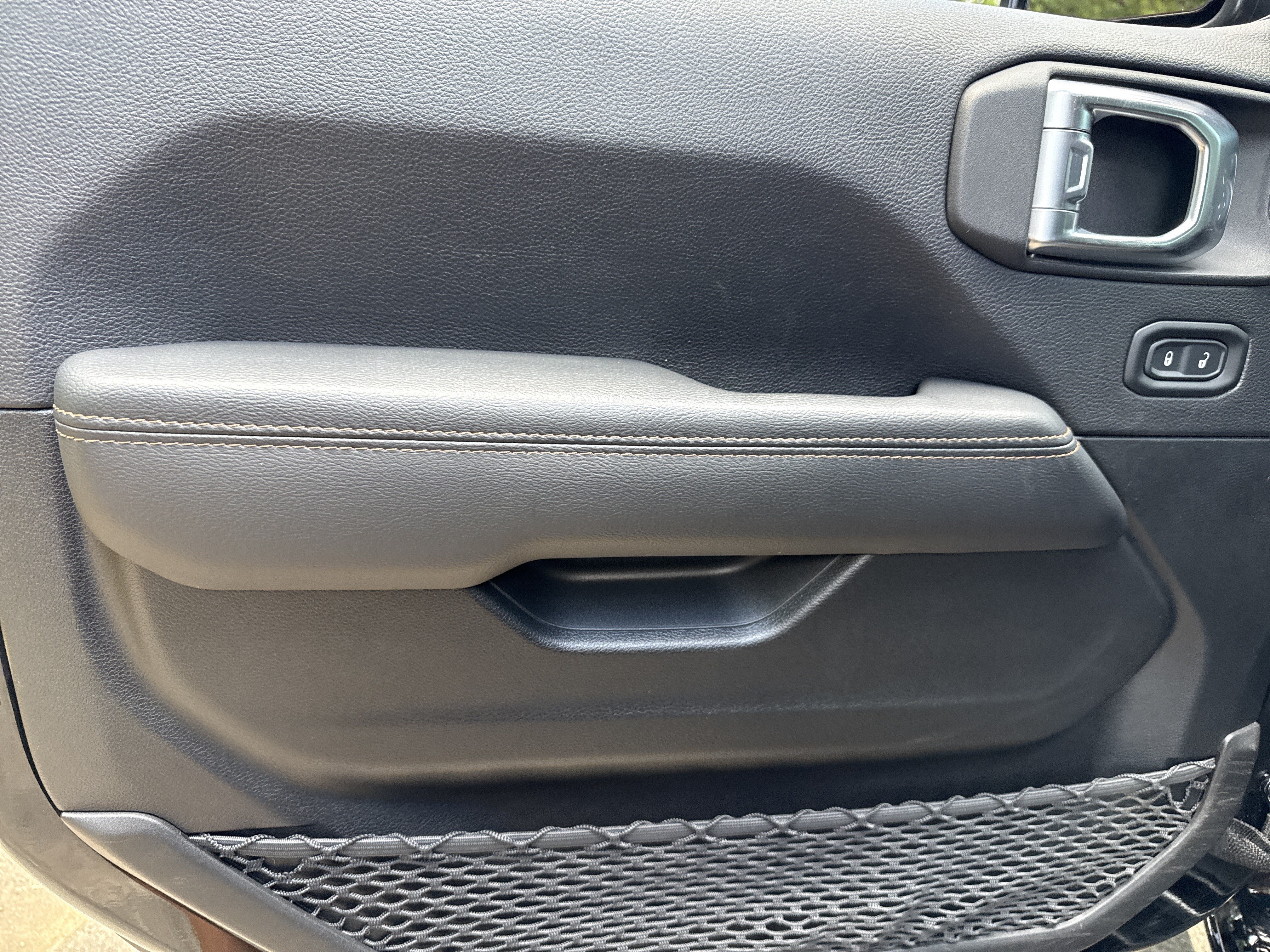 Used 2022 Black Clearcoat Jeep Unlimited Rubicon 392 image 10