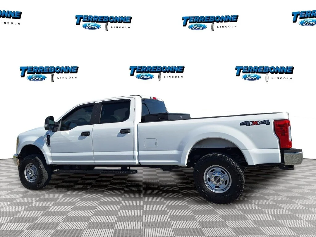 Used 2019 Oxford White Ford XL image 7