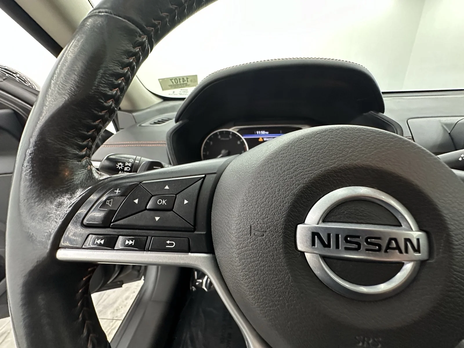 Used 2022 Gun Metallic Nissan 2.5 SR image 13