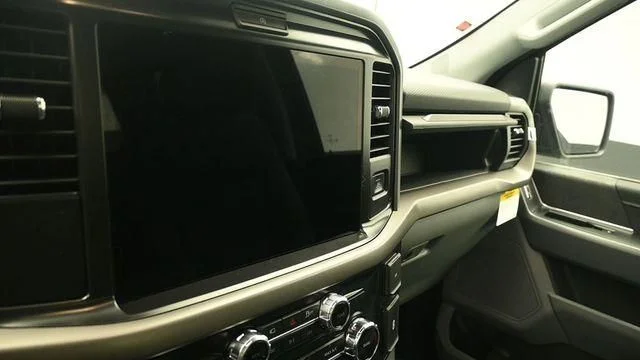 New 2026 Blue Ford XLT image 17