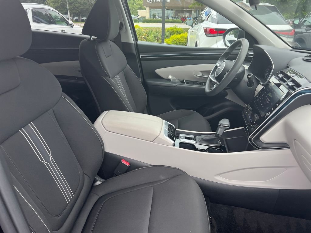 Used 2024 Black Pearl Hyundai SEL image 27