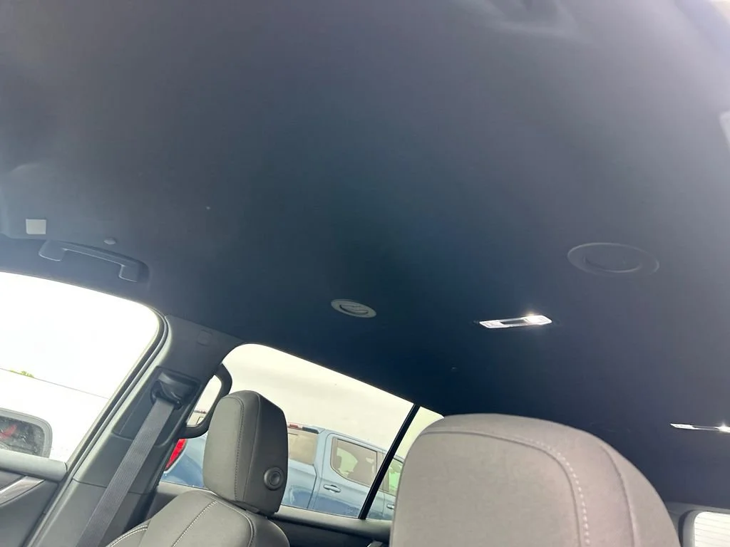 2026 GMC Acadia Elevation - Photo 29