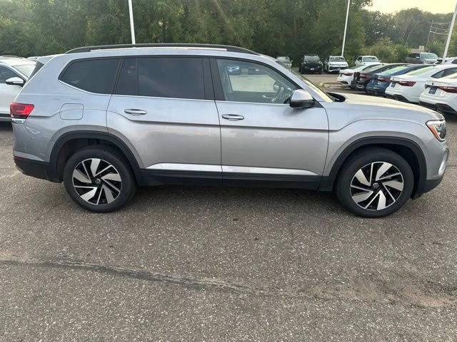 Certified 2026 Volkswagen Atlas SE w/Tech with VIN 1V2HN2CA7TC510416 for sale in Inver Grove Heights, Minnesota