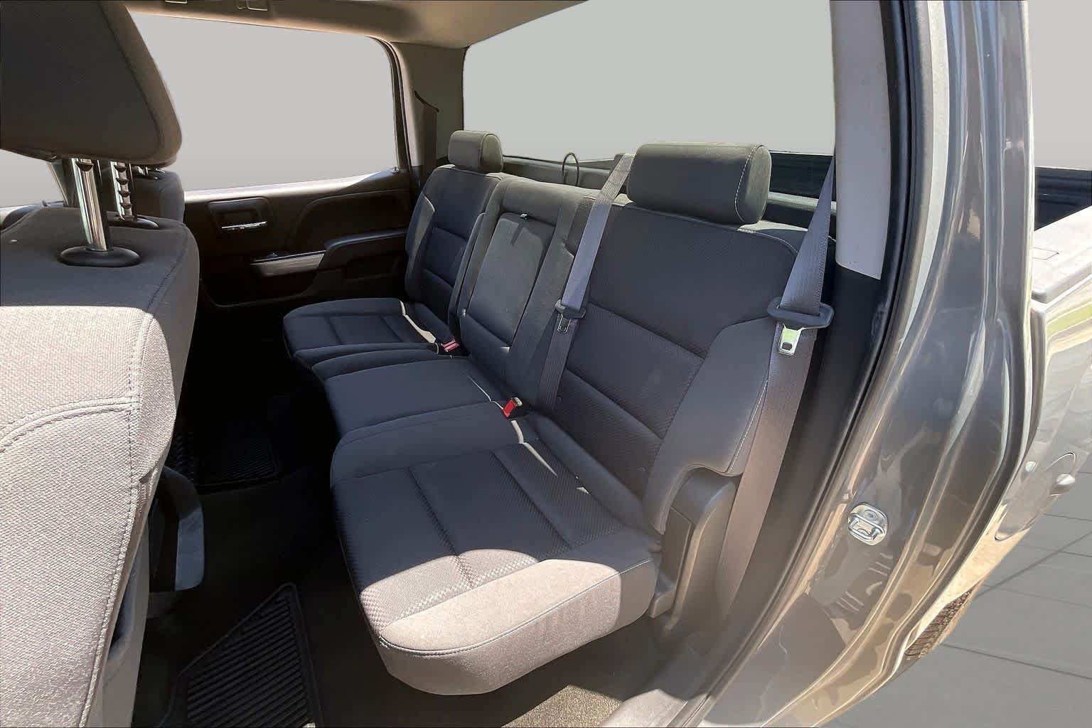 Used 2017 Pepperdust Metallic Chevrolet LT image 20
