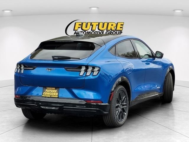 New 2025 Velocity Blue Metallic Ford Premium image 81