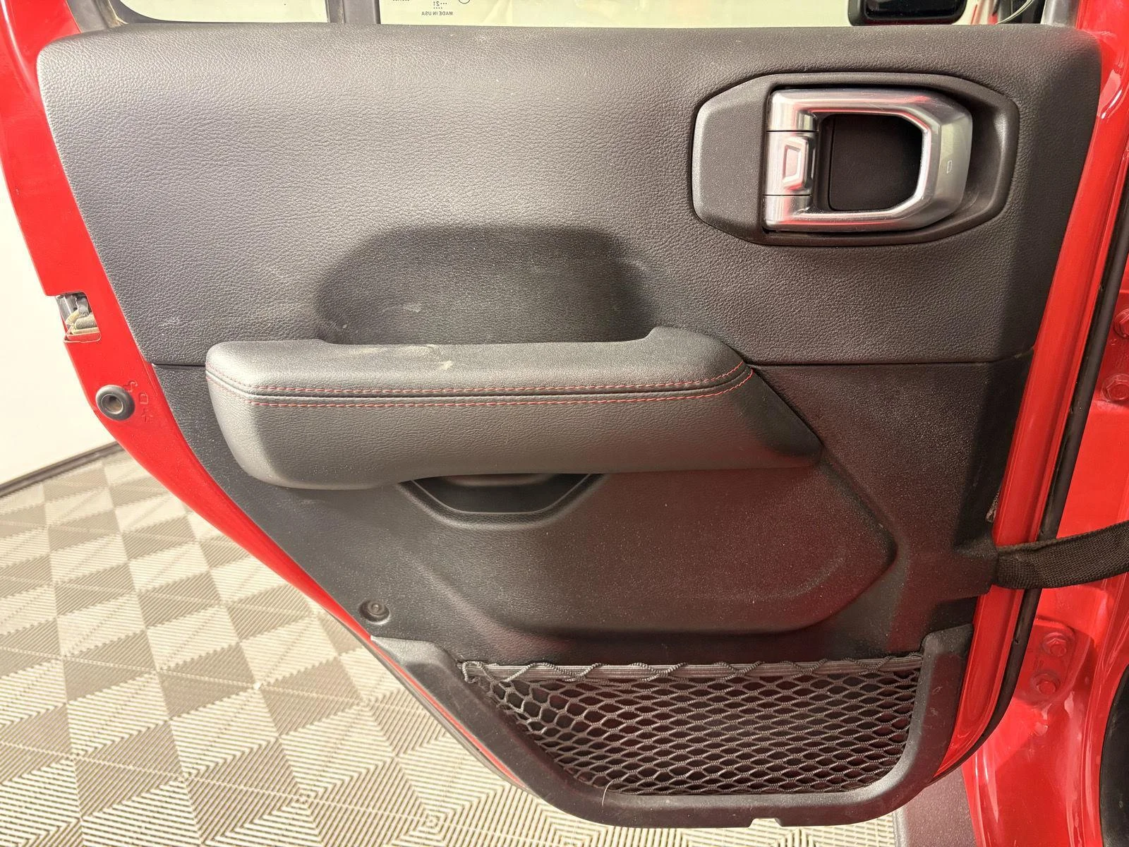 Used 2021 Firecracker Red Clearcoat Jeep Rubicon image 17