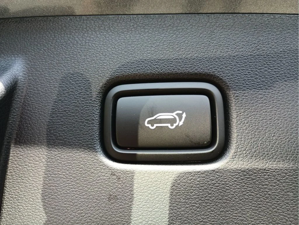 Used 2024 Gray Hyundai Limited image 18