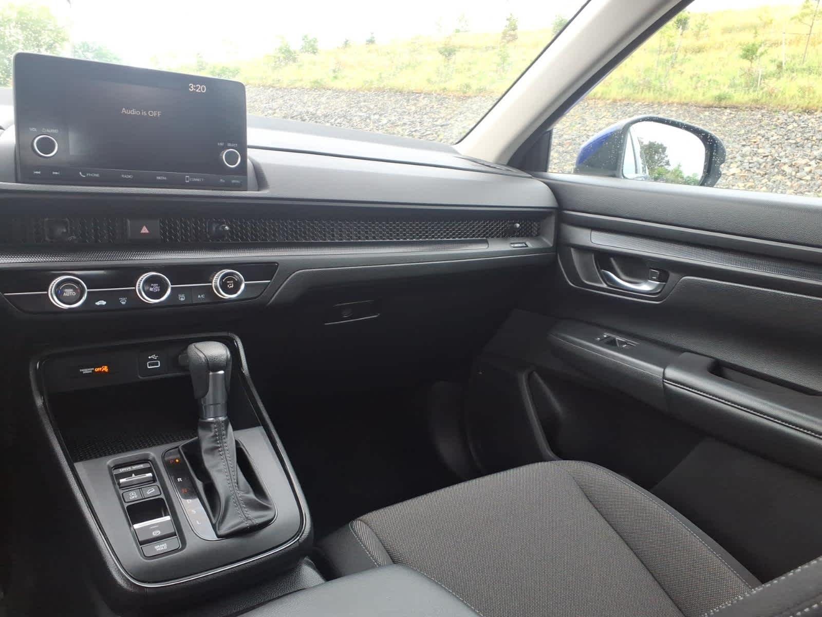 2023 Honda CR-V LX - Photo 15