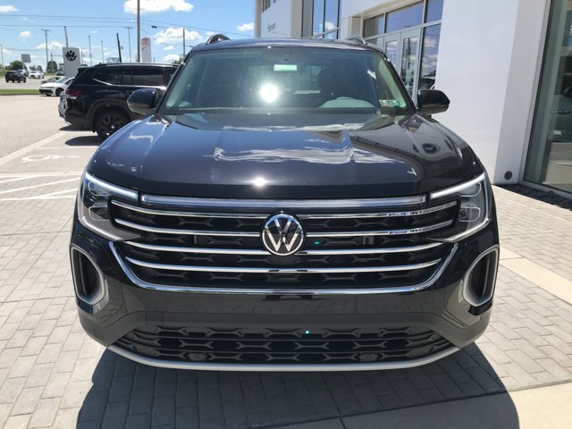 New 2026 Deep Black Pearl Volkswagen 2.0T SE w/Technology image 3